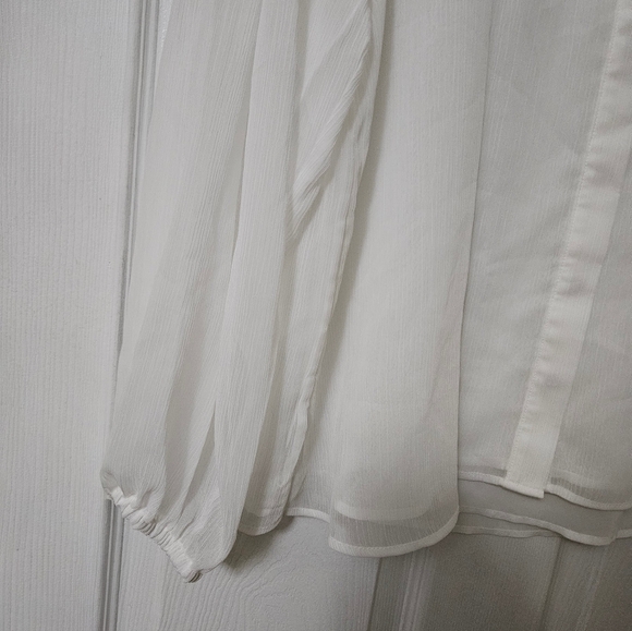 Tommy Hilfiger White Button-Up Blouse - Picture 3 of 3